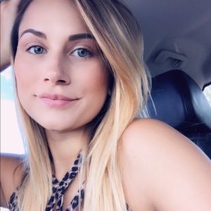 Meet your Posher, Brooke